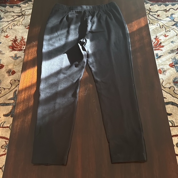 Talbots Women’s Deep Black pants w/ Golden accents on the leg Size M Like new - Picture 8 of 9